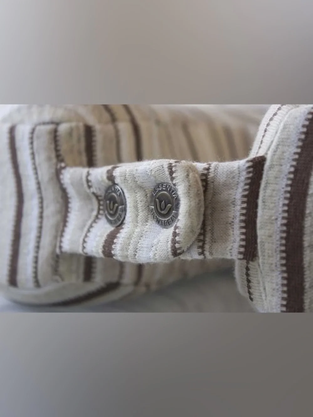 Essentia Organic Traveler Pillow